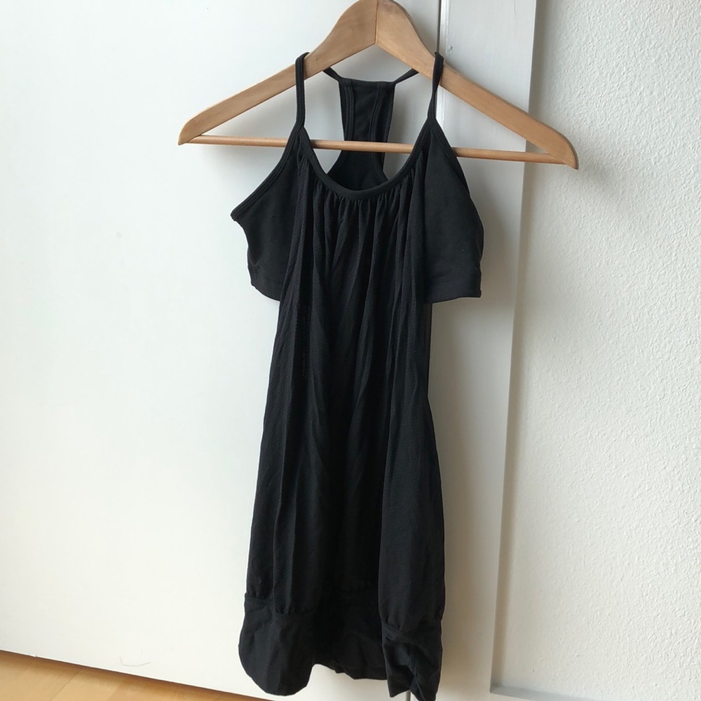 Lululemon top